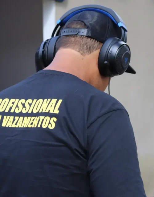 Profissional em Caça Vazamentos